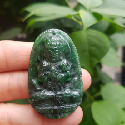 Mặt Phật Đại Nhật Như Lai Đá Cẩm Thạch Xanh Đậm Tự Nhiên Size Cao 48mm x Ngang 30mm x Dầy 7mm Phật Độ Mệnh Nam Tuổi Mùi Thân Mệnh Thủy Mộc ạ