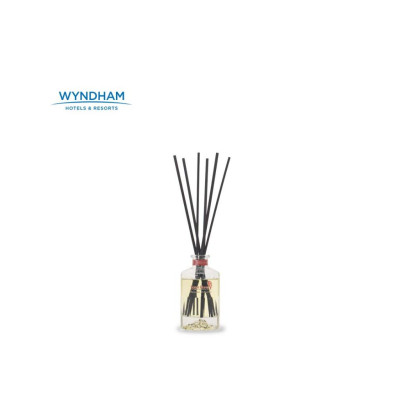 Que mây tán hương khách sạn 5* Wyndham Hotel