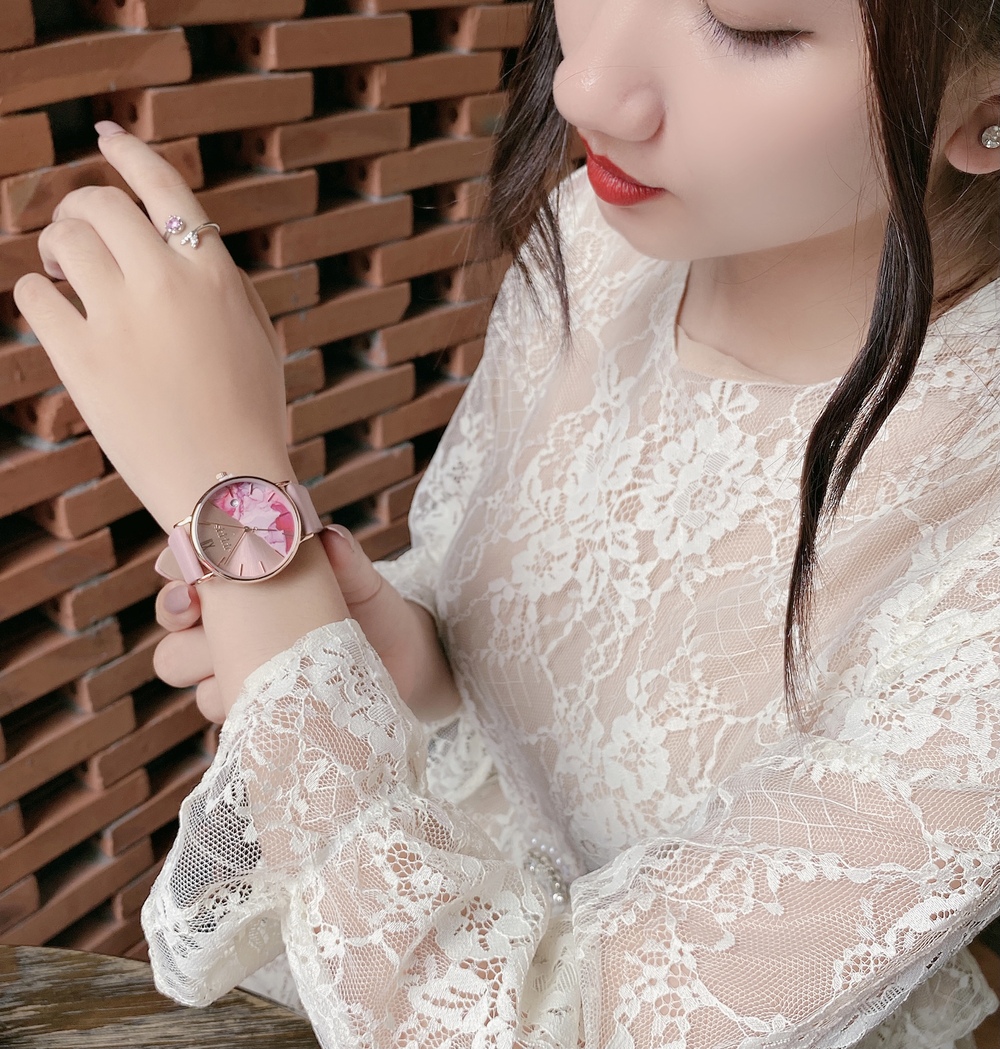 Đồng Hồ Nữ Julius Hàn Quốc JA1312 Dây Da Mặt In Hoa Thanh Lịch