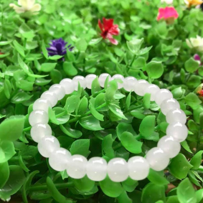 Vòng Tay Phong Thủy May Mắn Đá Ngọc Hoà Điền TRẮNG Tự Nhiên Size 8mm Màu Trắng Ngọc bóng đẹp Nữ mệnh Kim mệnh Thủy ạ