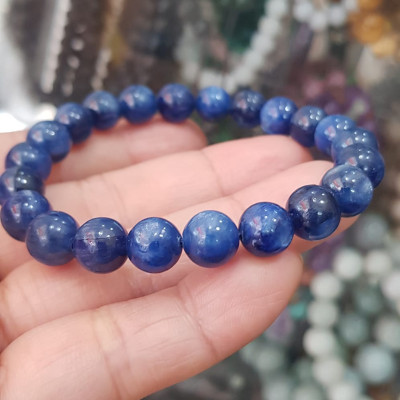 Vòng tay nữ đá  kyanite tự nhiên cao cấp hay đá Sapphire nước xanh dương Đậm bóng đẹp 8,5mm nữ mệnh Thủy mệnh Mộc đeo ạ