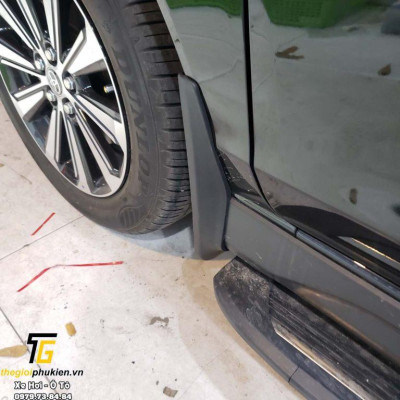 Bộ 4 chắn bùn theo xe Toyota Veloz