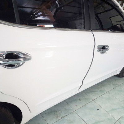 Bộ ốp tay nắm cửa mạ crom.dành cho xe Huyndai Elantra 2019-2020