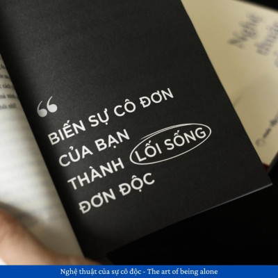 Sách - Nghệ Thuật Của Sự Cô Độc - AZ Việt Nam