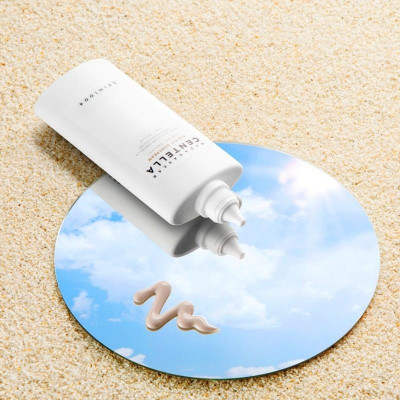 Kem chống nắng Skin1004 Madagascar Centella Air-fit Suncream Plus 50ml