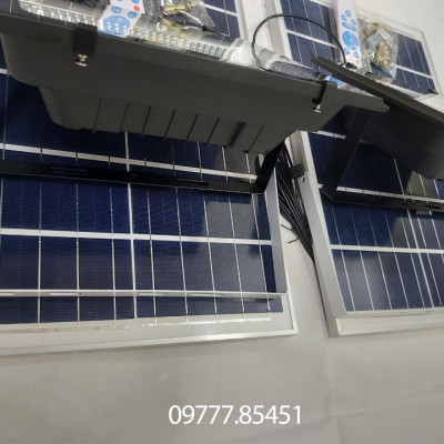 Đèn pha năng lượng mặt trời 200w JD8200L chính hãng, IP67, chiếu sáng 10 - 12 giờ liên tục chỉ với 4-6H sạc