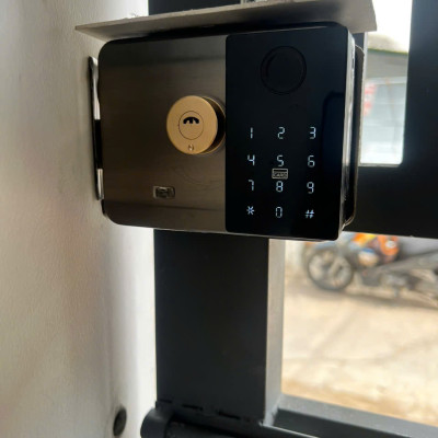 Khóa cửa thông minh chống nước G05 - 2 Mặt Vân Tay & APP TTlock Bluetooth quản lý 2 mặt trong ngoài ( Hàng nhập khẩu)