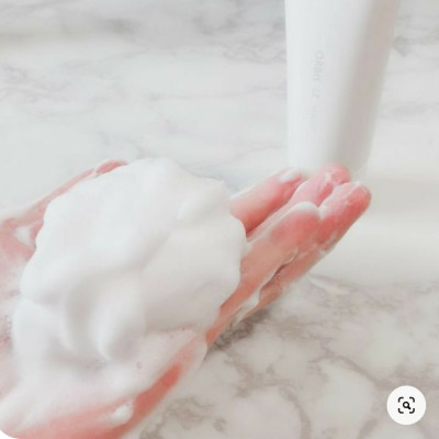 Sữa Tắm Dưỡng Trắng Sáng Da Chiết Xuất Từ Hạt Ý Dĩ Hatomugi 800 mL