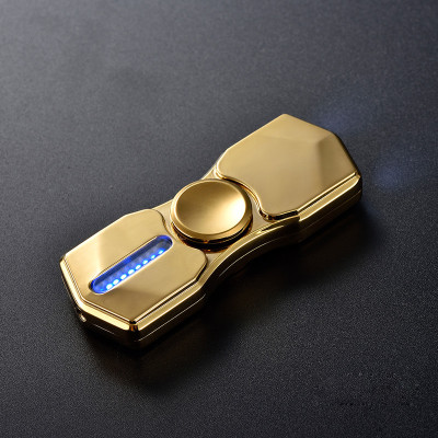 Hột Quẹt Bật Lửa Hồng Ngoại Kiêm Đèn Pin Sạc Điện USB Kiểu Dáng Spinner Tạo 12 Hiệu Ứng Đèn Led - Video Review