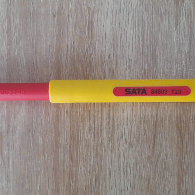 Cờ lê đầu sao torx T20 x 170mm cách điện 1000V VDE SATA 84803