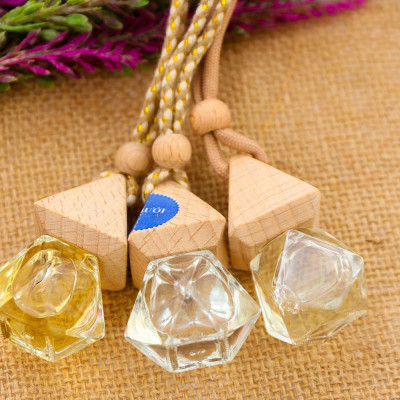 Tinh Dầu Hoa Nhài Kobi (30ml) Treo Xe Hơi, Treo Phòng, Tủ Quần Áo - Tinh Dầu Thiên Nhiên Nguyên Chất, Giúp Giảm Stress, Xua Đuổi Côn Trùng Và Khử Mùi Hiệu Quả, Thích Hợp Dùng Với Đèn Xông Và Máy Khuếch Tán - Tặng Kèm Vỏ Lọ Treo Sang Trọng, Tiện Dụng