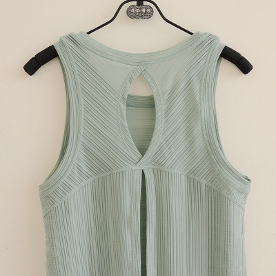 Áo tank top mặc ngoài lưới buộc dây phía sau mặc 2 kiểu