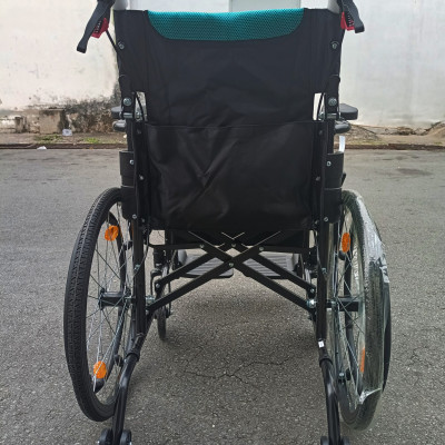 Xe lăn du lịch Sắt Sơn Chống Lật Lucass X980L